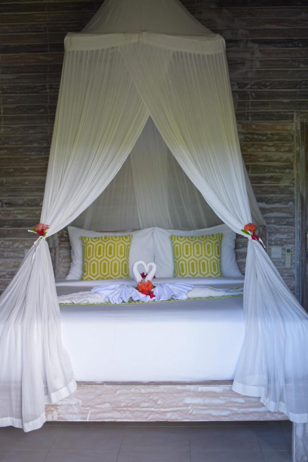 Hotel Mesari Hut Lembongan Esterno foto