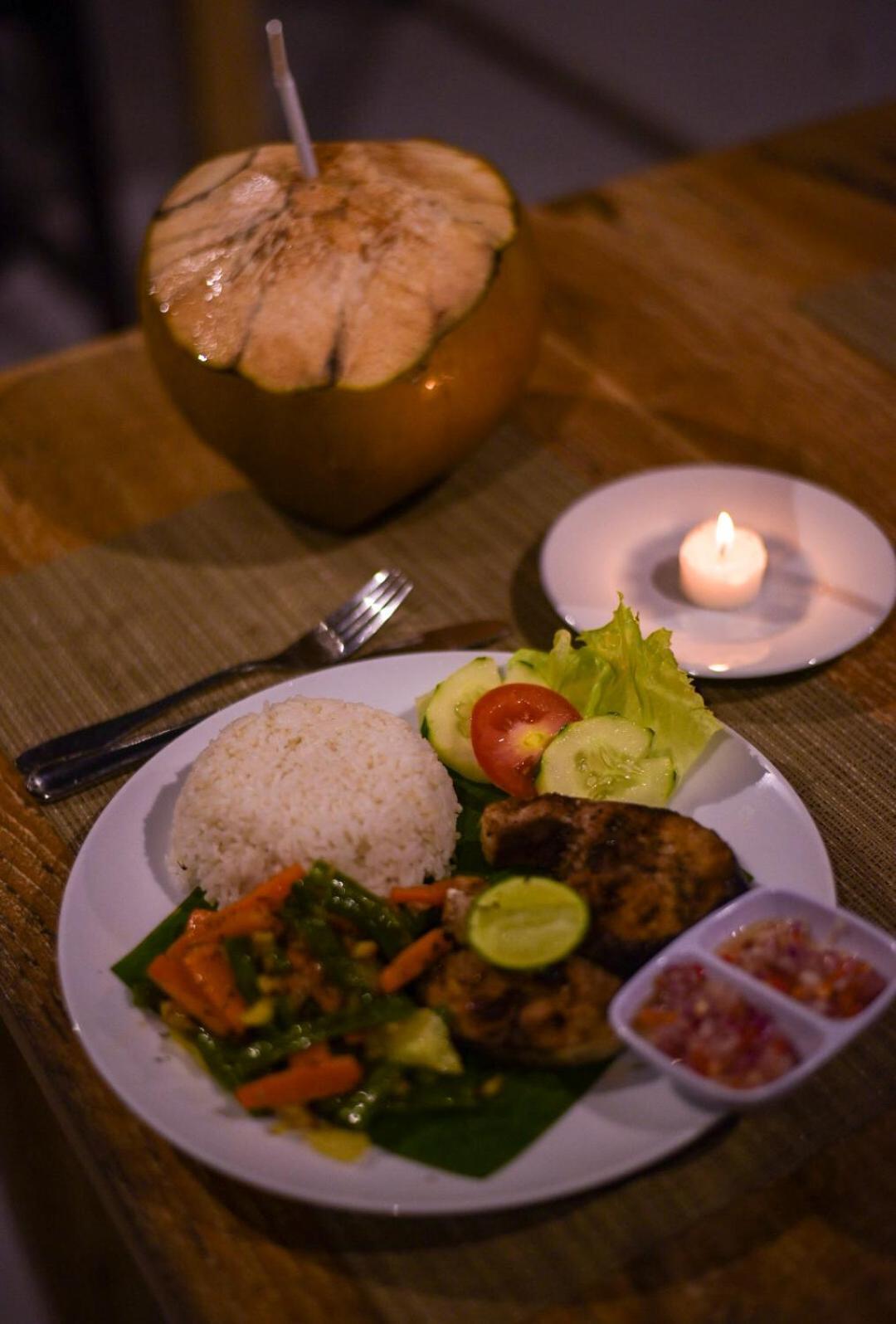 Hotel Mesari Hut Lembongan Esterno foto
